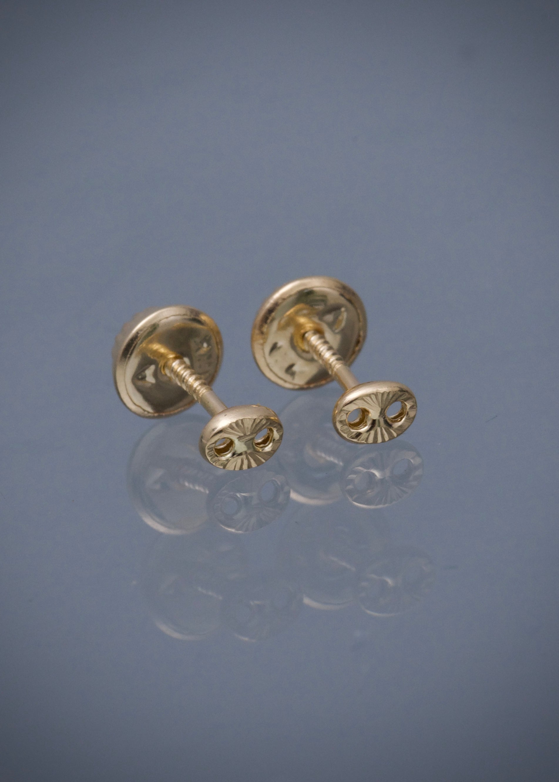 Topos GC DIamantados 0.5gr /  Largo 0.4cm / Oro Amarillo Nac M