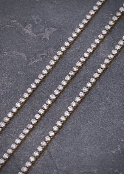 Pulso tenis con 131pts de diamante blanco 2.1gr / Largo 17.5cm / Oro Amarillo (Joya) M