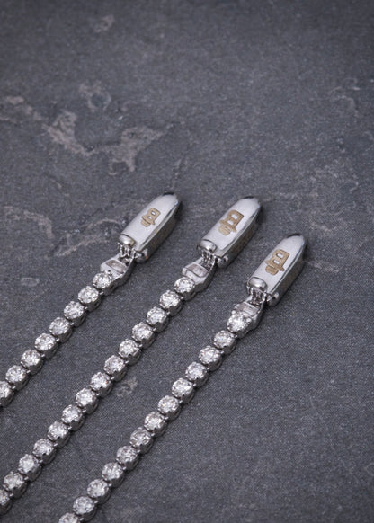 Pulso tenis con 187pts de diamante blanco 2.4gr / Largo 17.5cm / Oro Blanco (Joya) M