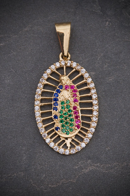 Dije VIRGEN DE GUADALUPE COn Swarovski Multicolor 2.55gr / Largo 3.5cm / Oro Amarillo Nac P