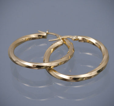 Candongas entorchadas 2.35gr / Largo: 3.2cm / Oro Amarillo italy cte B