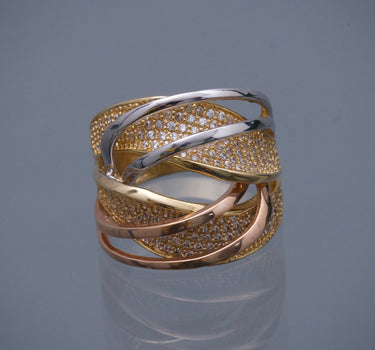 Anillo con swarovski blanco 10.75gr / Talla 7 1/4 / Tres Oros Nac M