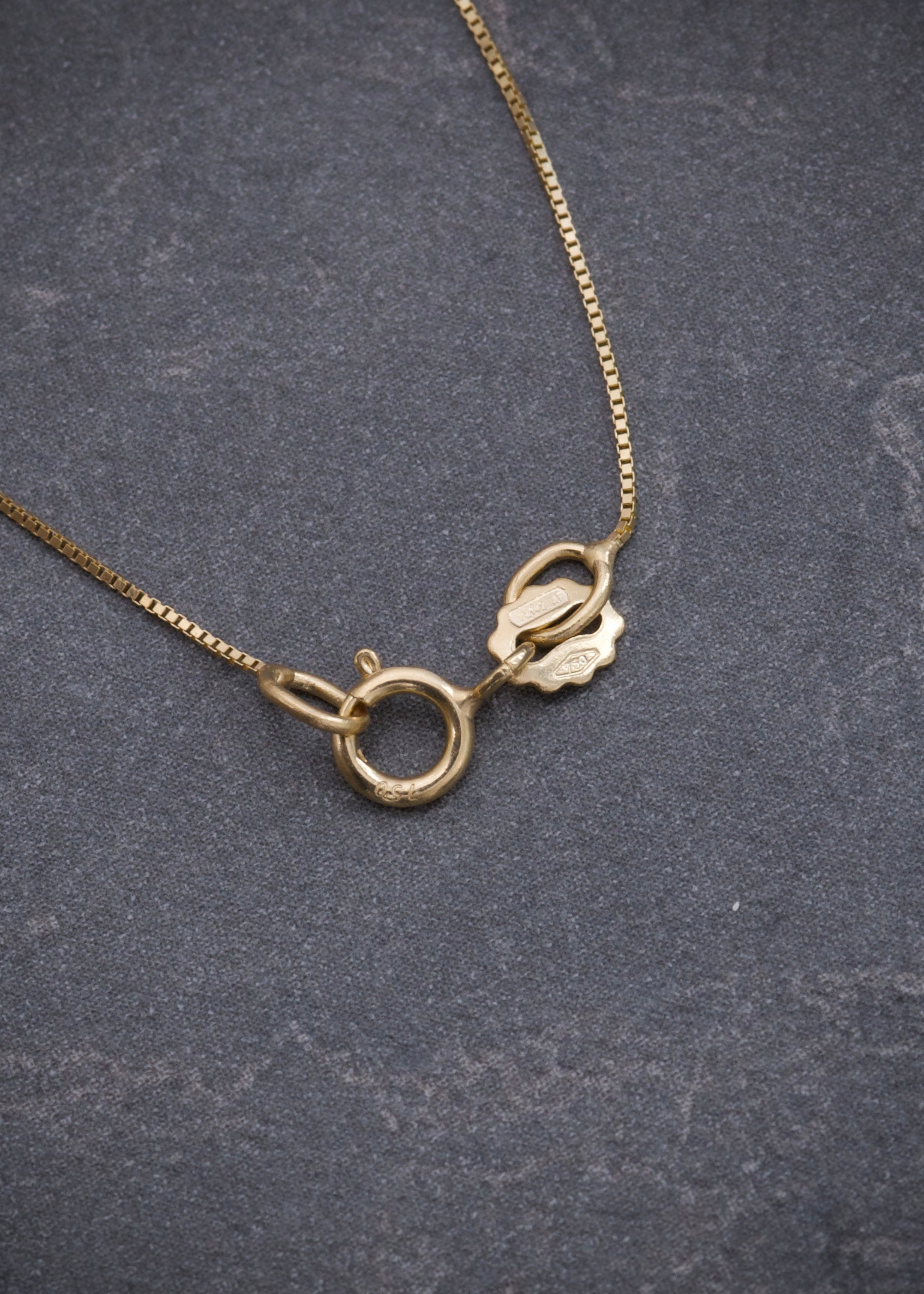 Cadena veneciana 0.75gr / Largo: 40cm / Oro Amarillo italy +3 M