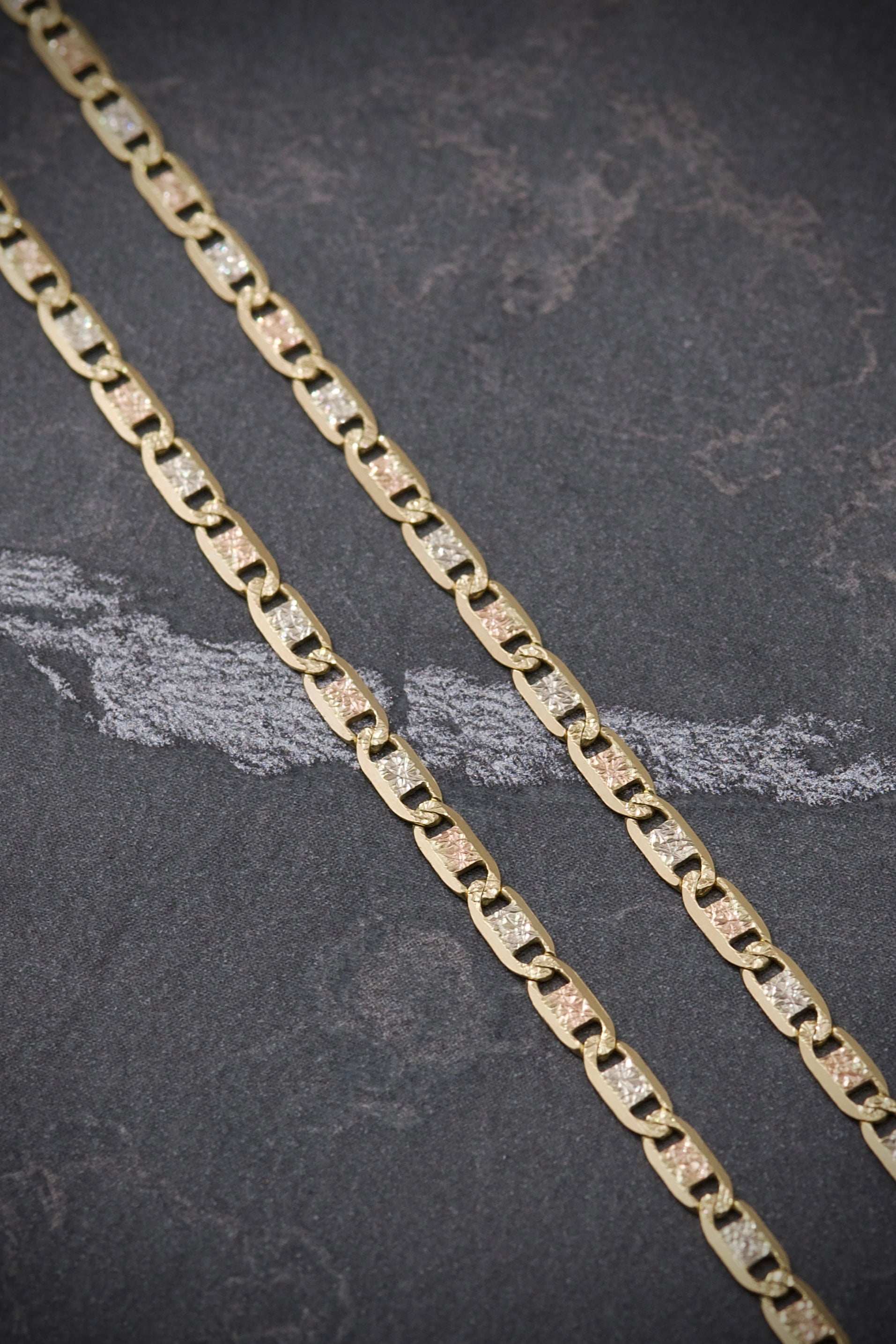 Cadena plana 4.9gr / Largo 45 cm / Tres Oros italy +3 B