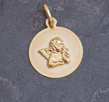 Dije medalla de angel 0.8gr / Largo 2.1cm / Oro Amarillo italy +2 B