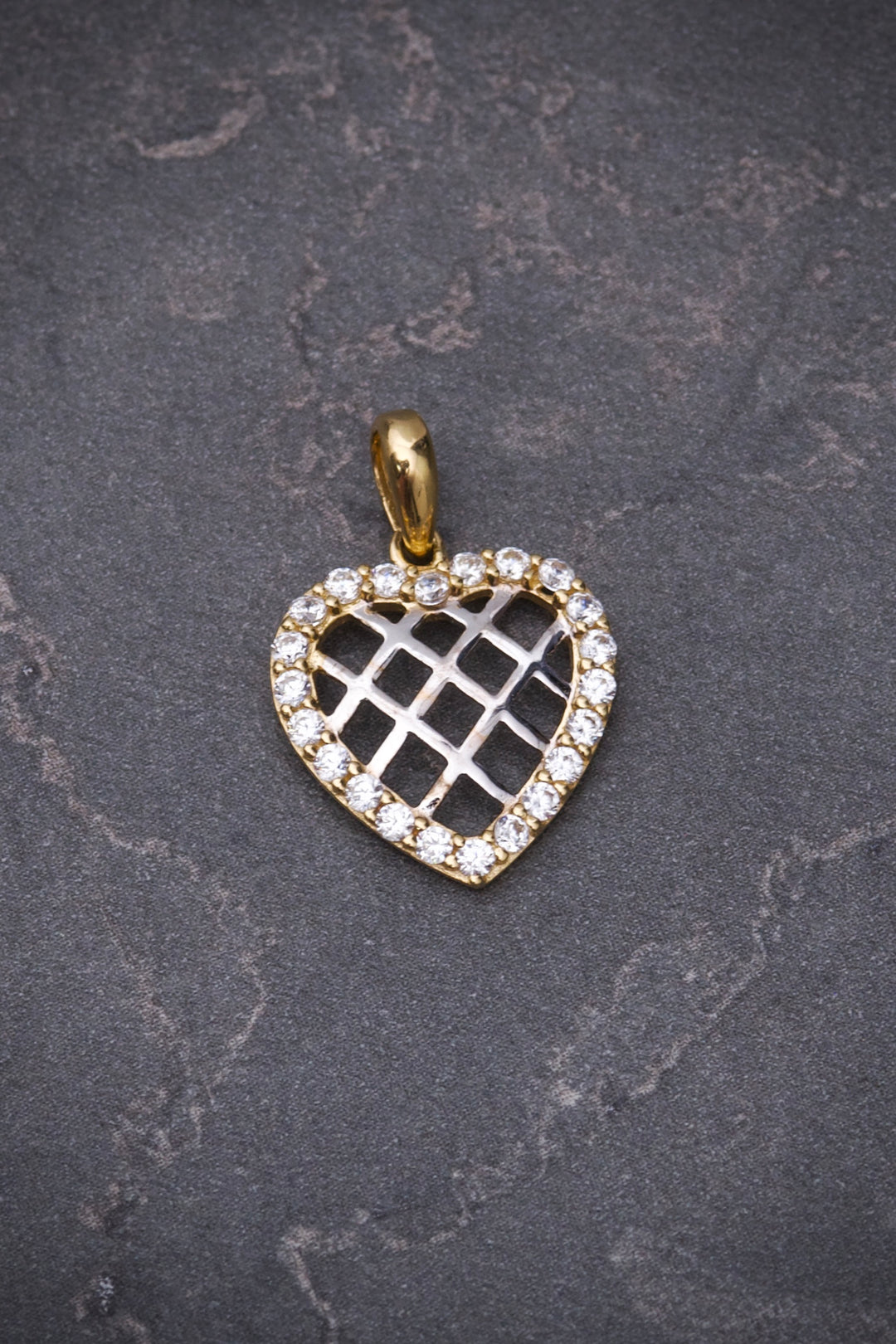 Dije Corazon Con Swarovski BlanCo 1.25gr / Largo 2.0cm  — Dos Oros