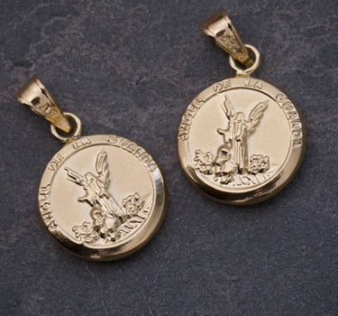 Dije angel de la guarda 0.7gr / Largo 1.9cm / Oro Amarillo Nac P