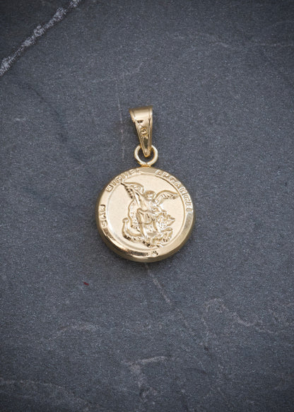 Dije de arcangel san miguel 0.75gr / Largo 2cm / Oro Amarillo Nac M