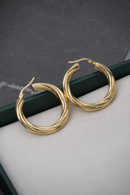 Candongas semi entorchadas lisas 2.8gr / Largo 2.6cm / Oro Amarillo italy cte B