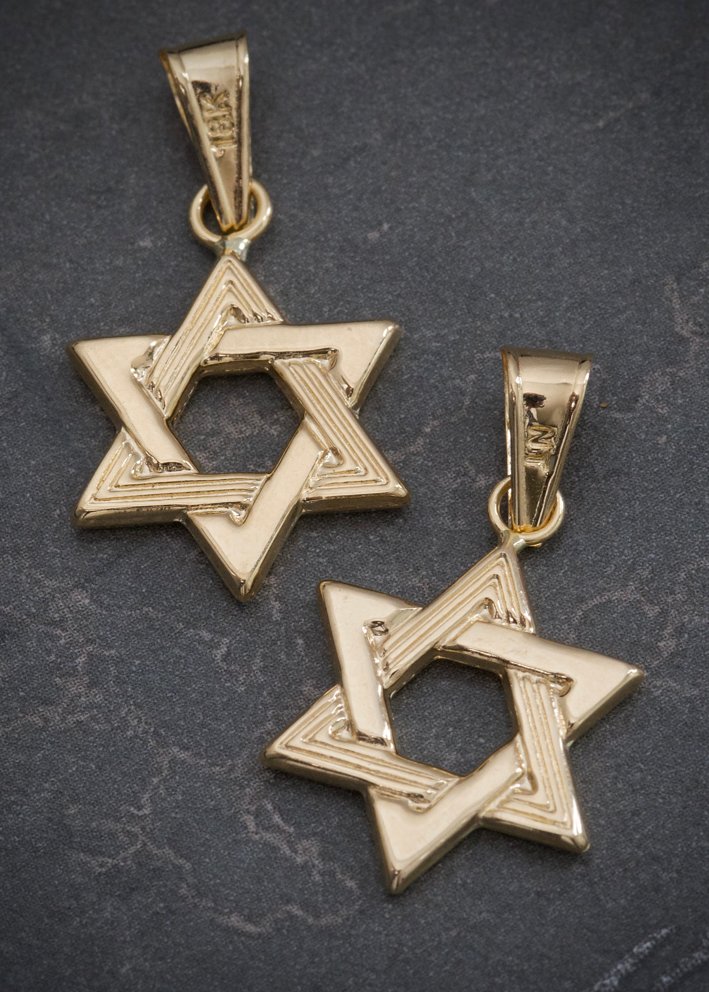 Dije estrella de david 1.05gr / Largo 2.8cm — Oro Amarillo