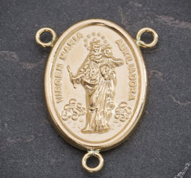 Herraje crucero virgen auxiliadora 1.5gr / Largo 2.3cm / Oro Amarillo Nac B