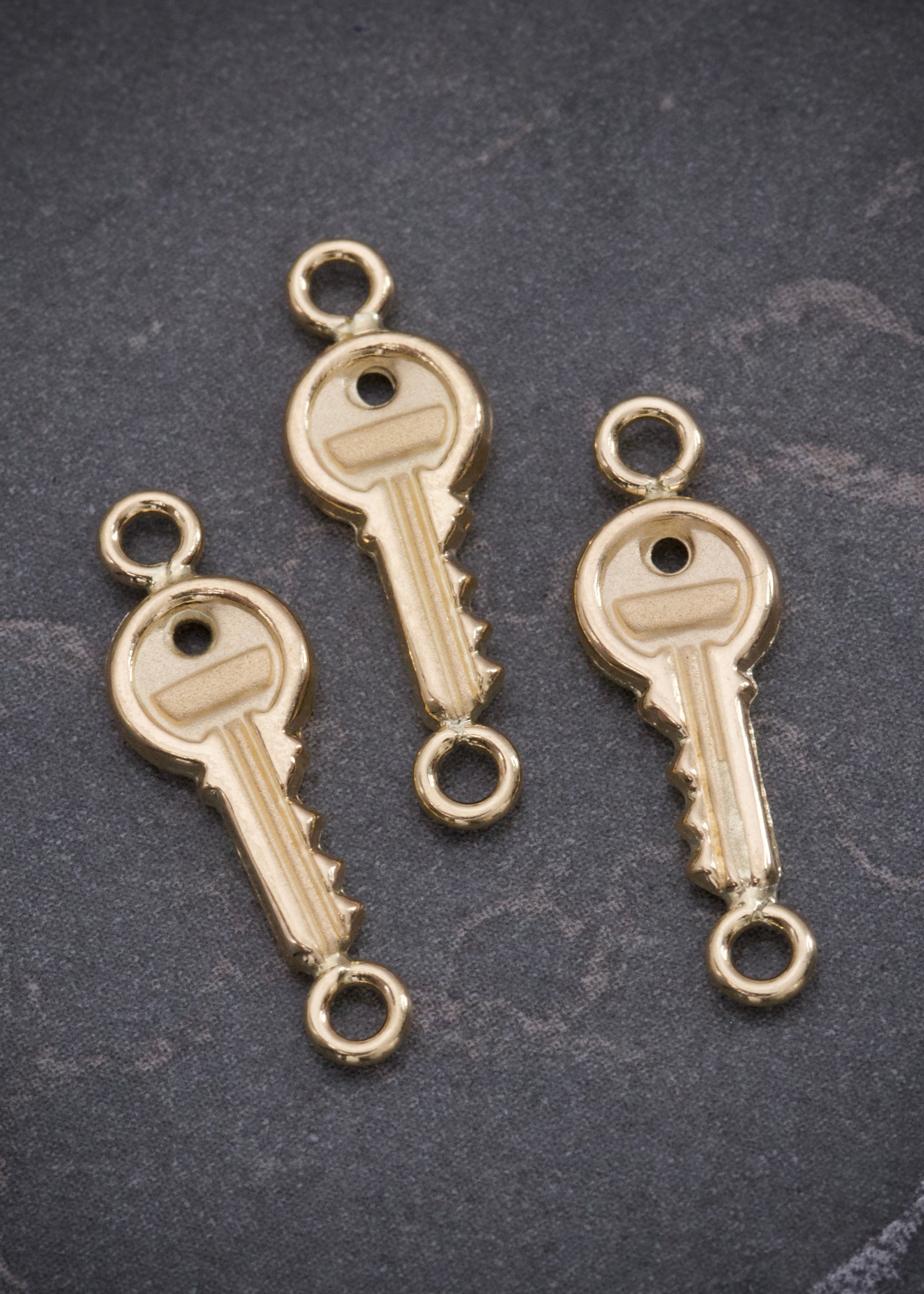 Herraje llave 0.45gr / Largo 1.8cm / Oro Amarillo Nac B