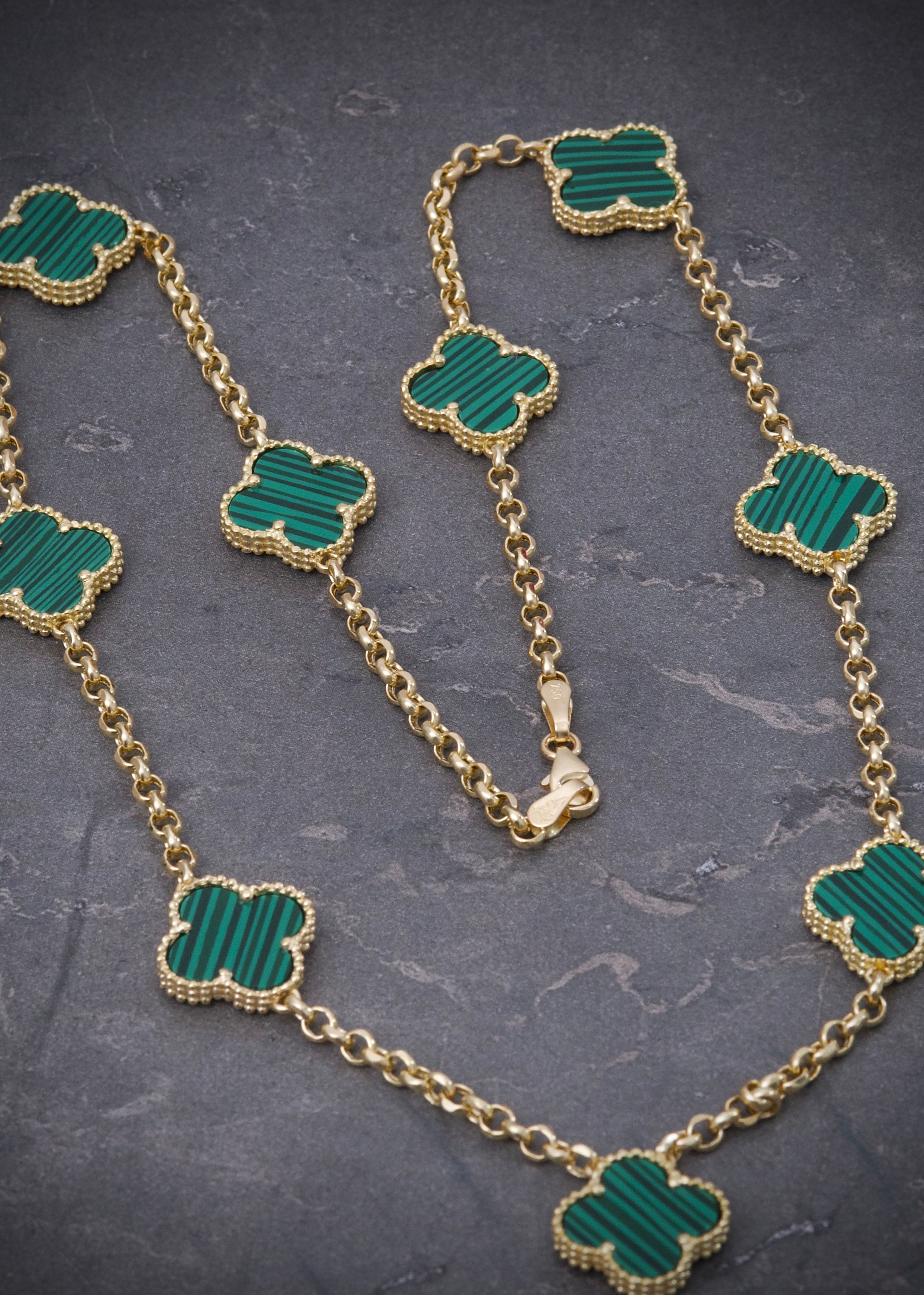 Cadena lucky clover piedra verde 15.25gr / Largo 45cm / Oro Amarillo italy cte