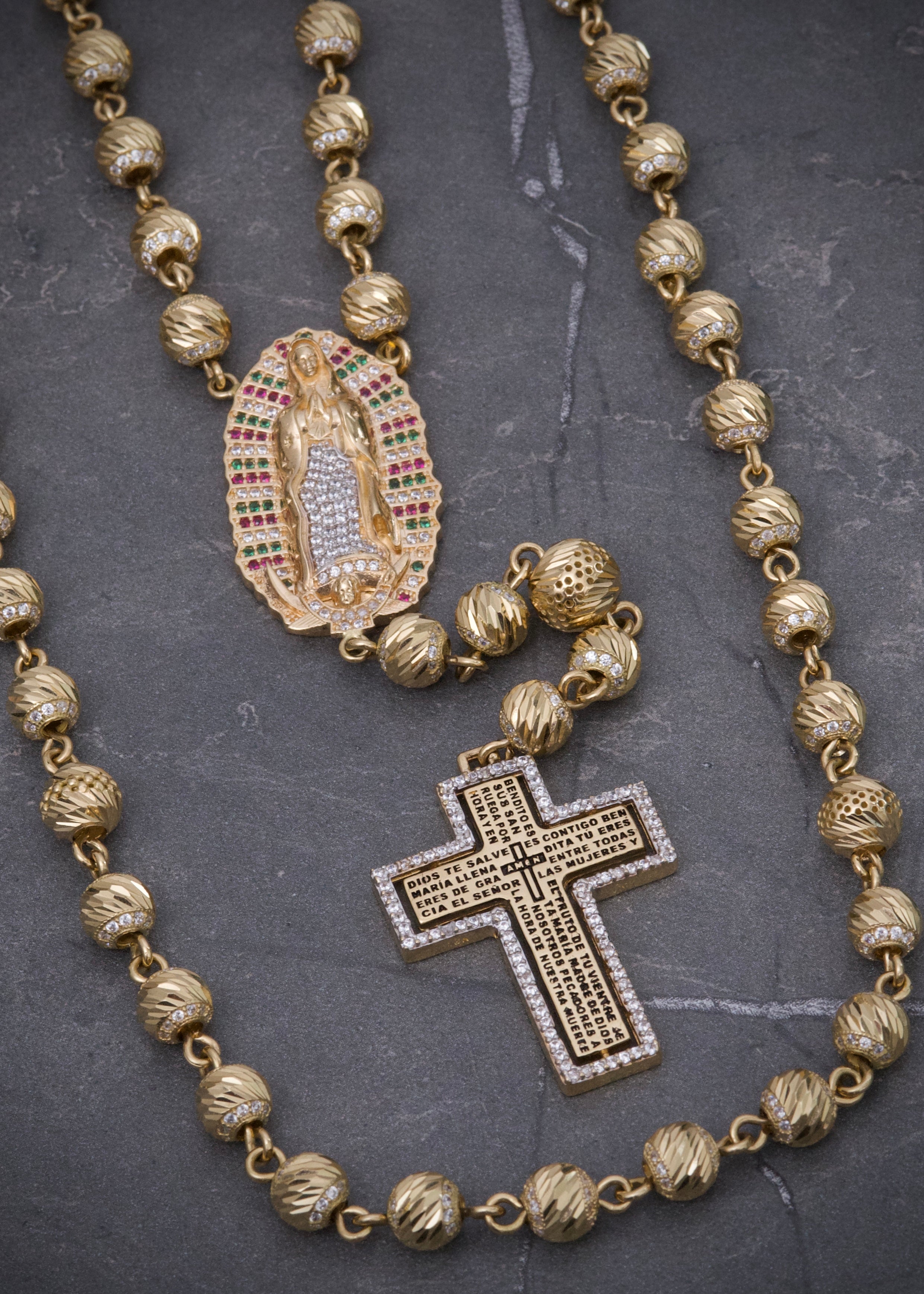Rosario virgen guadalupe con bolas diamantadas 70.8gr / Largo 60cm / Oro Amarillo Nac M