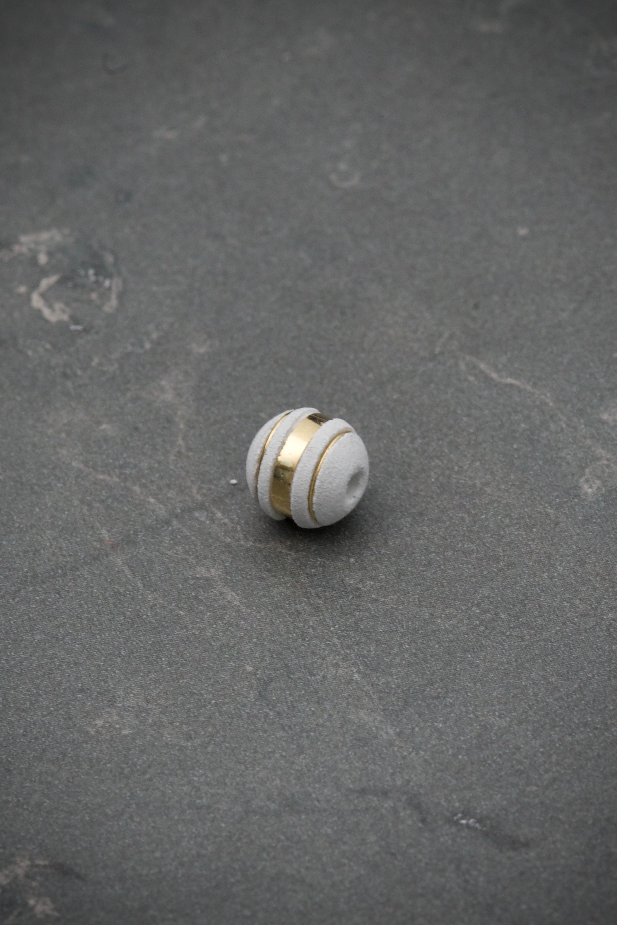 Neoros blancos 8mm 3 raya Oro Amarillo (Joya) B
