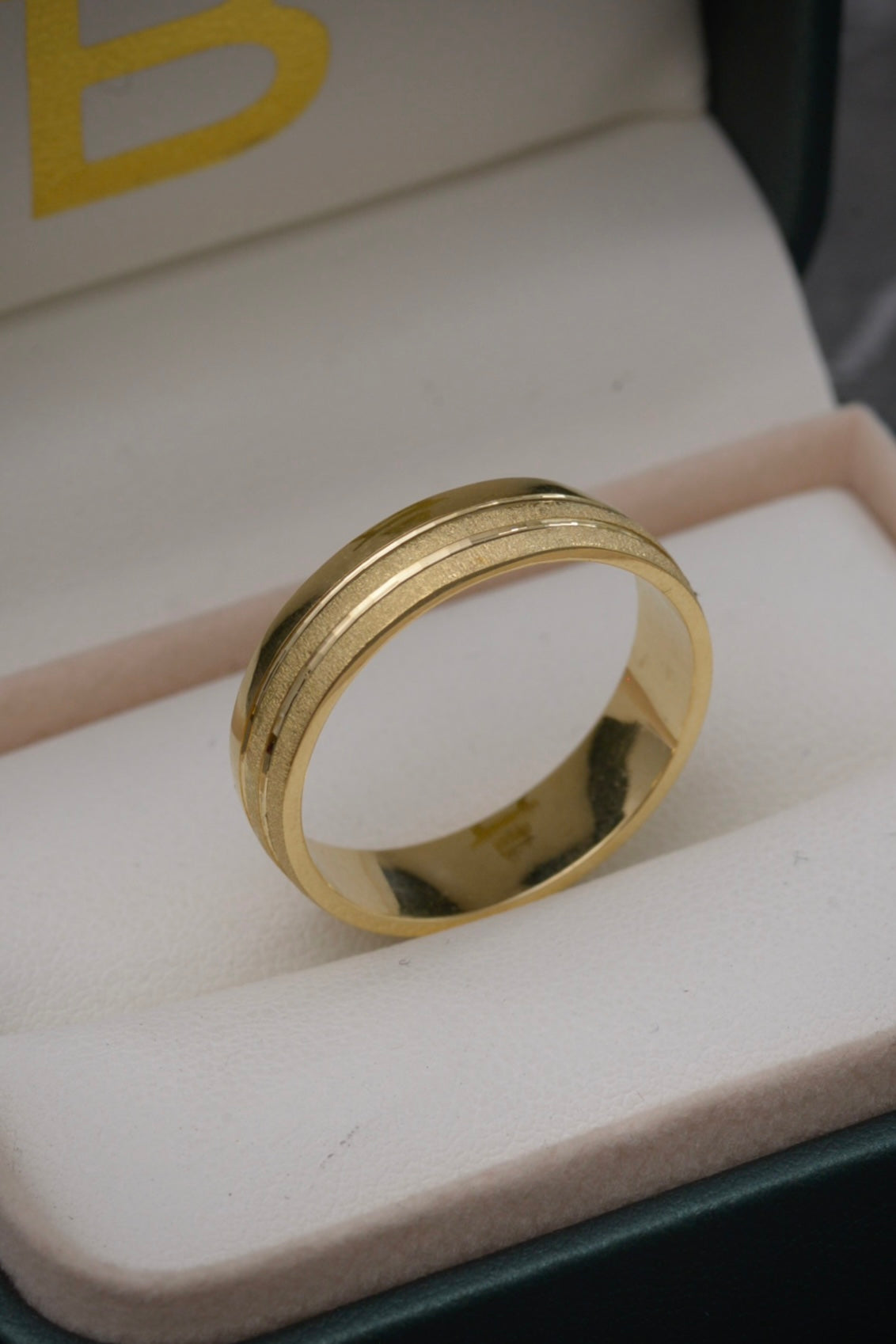 Argolla 6.2gr / TALLA 5 1/2 / Oro Amarillo Nac M