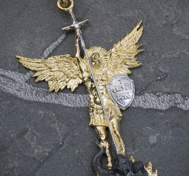 Dije arcangel san miguel 8.3gr / 5.5cm / Oro Amarillo Nac M