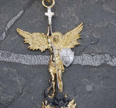 Dije arcangel san miguel 3.4gr / 4cm / Oro Amarillo Nac M