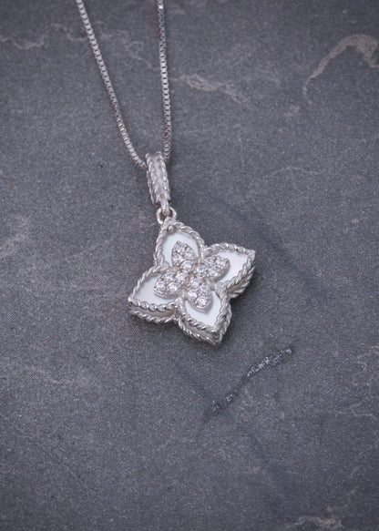 Set Cadena Veneciana Dije Lucky Blanco 2.7gr / Largo 45cm / Oro Blanco B