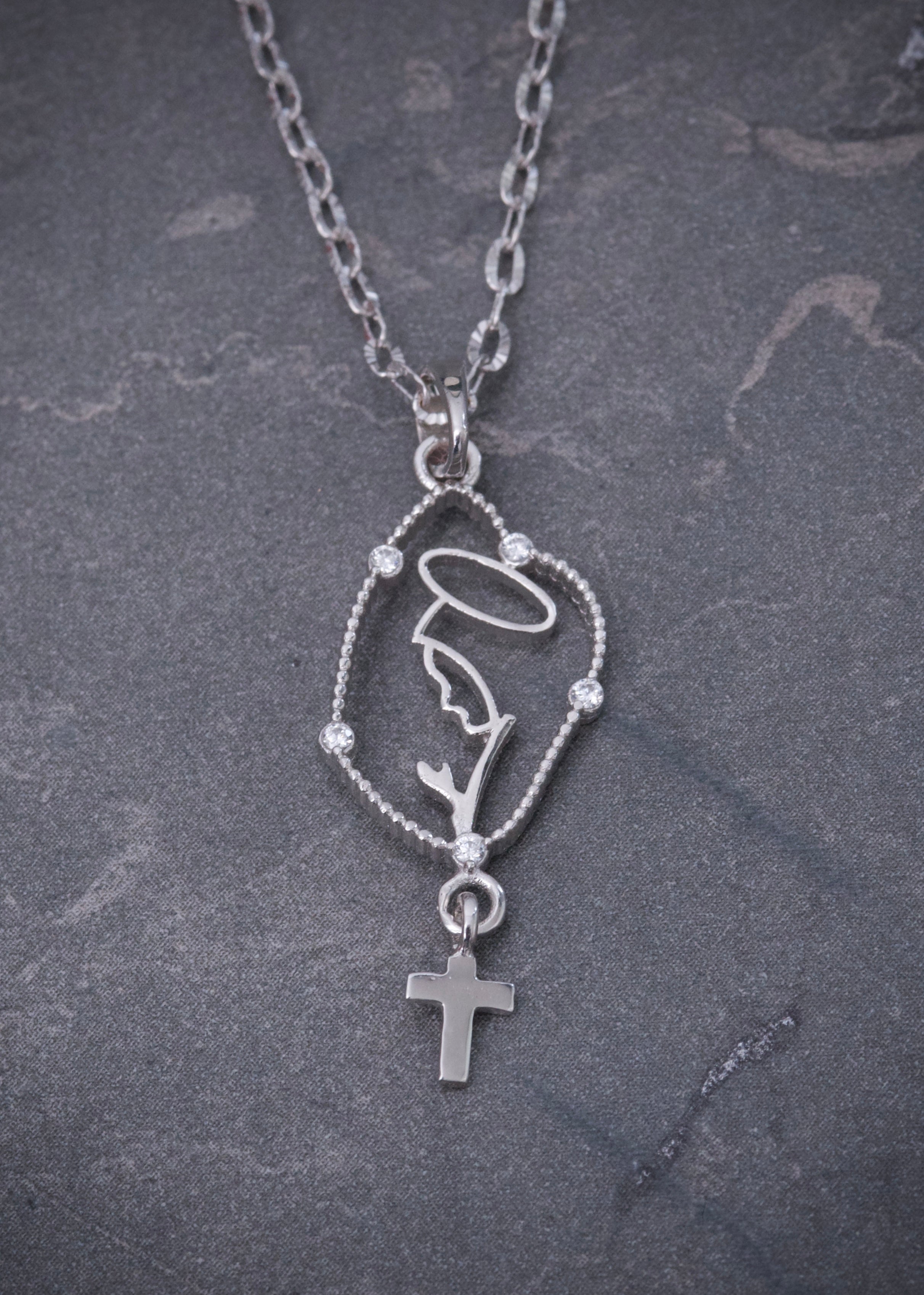 Set Cadena Aro Seguido Dije Virgen Guadalupe 3.3gr / Largo 50cm / Oro Blanco B
