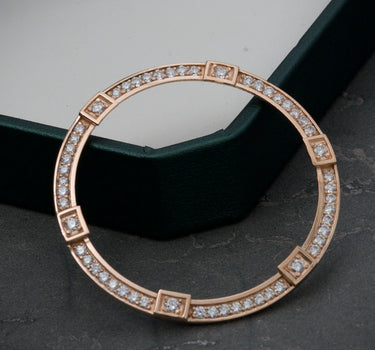 Bisel En Oro 18k Con 180Pts De Diamante Par Reloj Bracarli 7.85gr / Largo 4.5cm / Oro Rosado (Joya) M