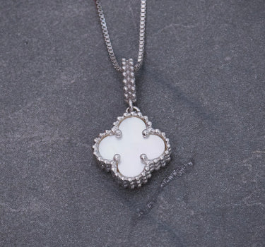 Set Cadena Veneciana Dije Lucky Blanco 2.4gr / Largo 50cm / Oro Blanco B