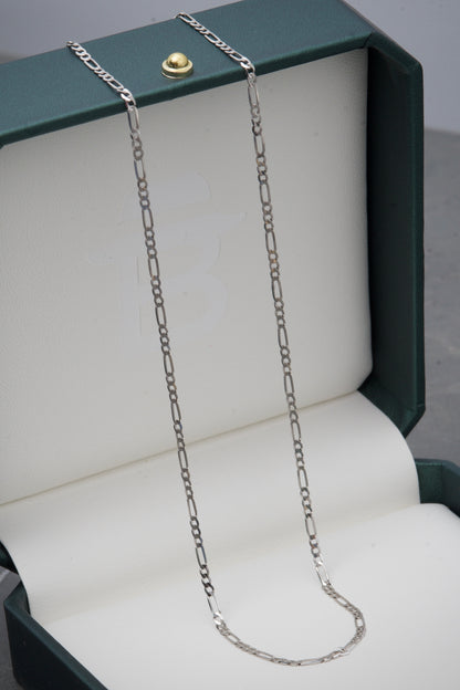 Cadena  figaro 2.3gr / Largo 40cm / Oro Blanco italy +1 M