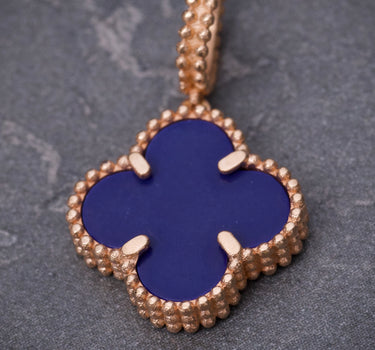 Dije lucky clover piedra azul 1.85gr / Largo 2.3cm / Oro Rosado Nac B