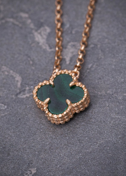 Cadena lucky clover piedra verde 2.3gr / Largo 45cm / Oro Rosado italy cte P