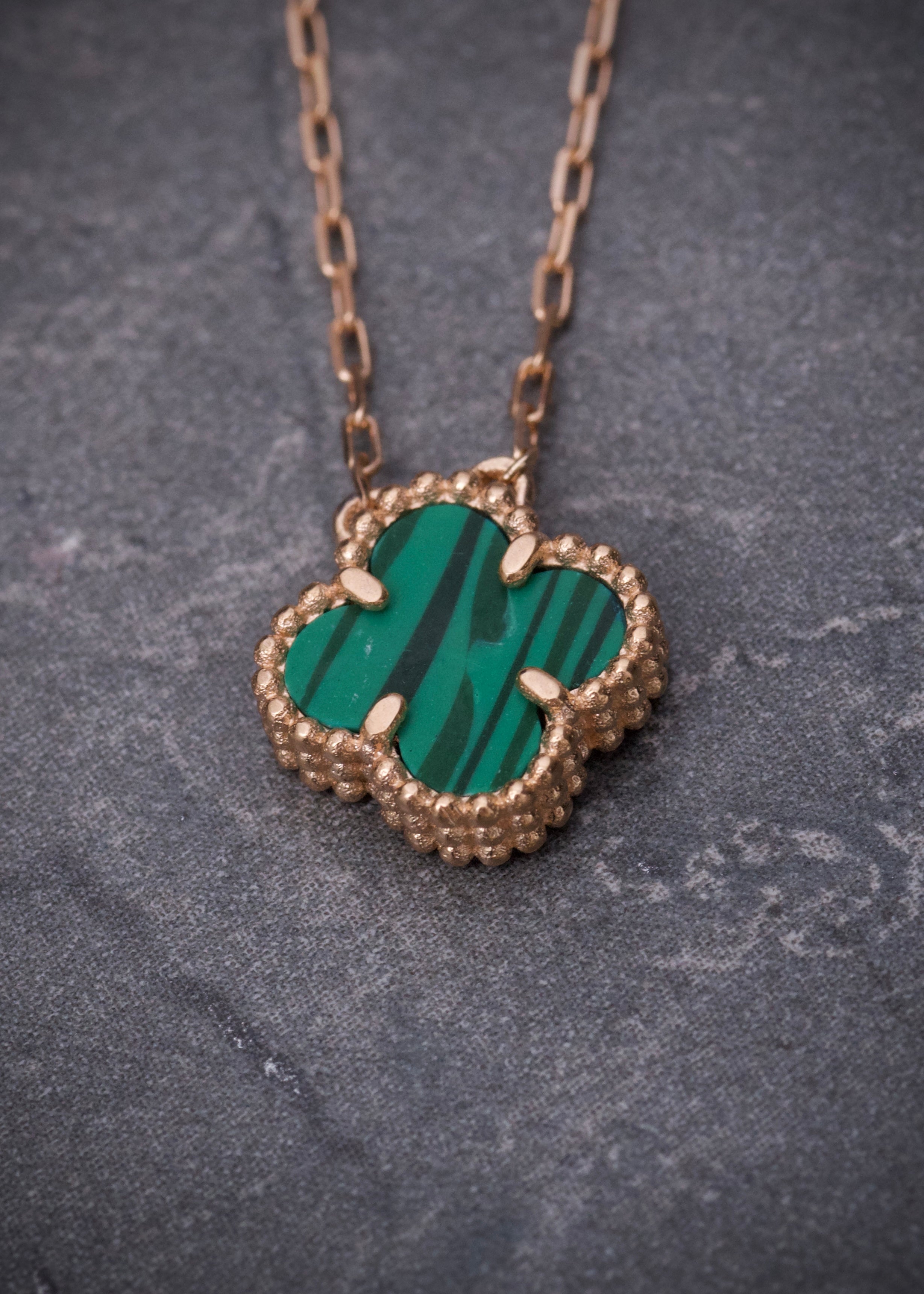 Cadena lucky clover piedra verde 2.15gr / Largo 45cm / Oro Rosado italy cte M