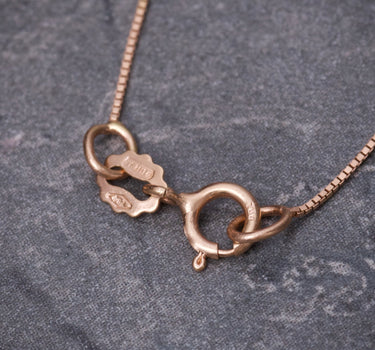 Cadena lucky clover piedra blanca 2gr / Largo 50cm / Oro Rosado italy cte B