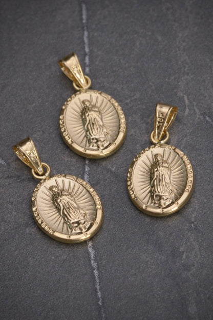 Dije virgen de guadalupe 0.6gr / Largo 2cm / Oro Amarillo Nac P