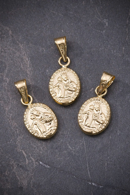 Dije virgen del carmen 0.45gr / Largo 1.8cm / Oro Amarillo Nac P