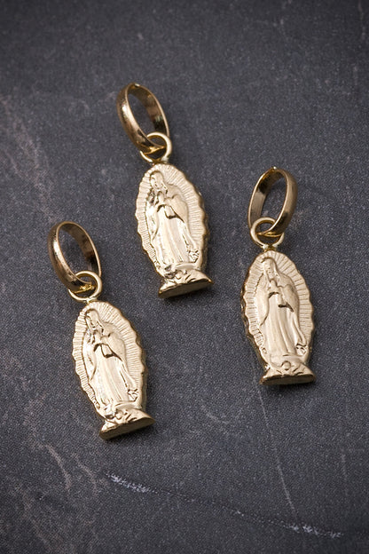 Dije virgen de guadalupe 0.35gr / Largo 1.7cm / Oro Amarillo Nac M