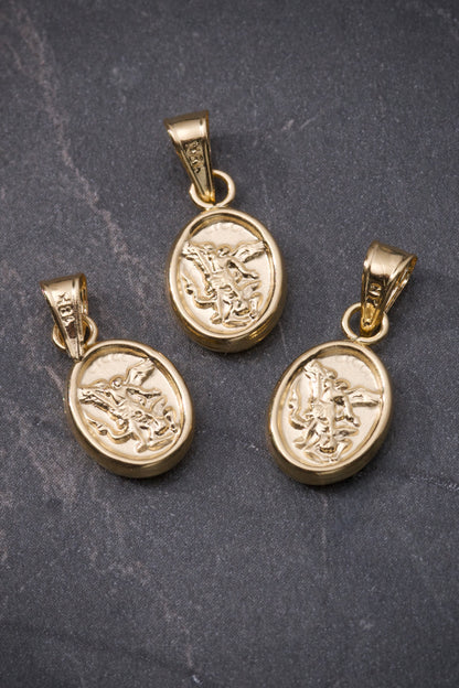 Dije arcangel san miguel 0.45gr / Largo 1.7cm / Oro Amarillo Nac M