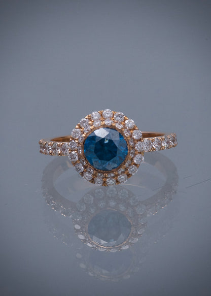 Solitario con 90pts de diamante azul y 118pts de diamante blancos 4.1gr / Talla 6 / Oro Rosado (Joya) M