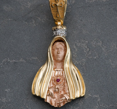 Dije virgen de la rosa mistica 8.1gr / 4.4cm / Dos Oros Nac M