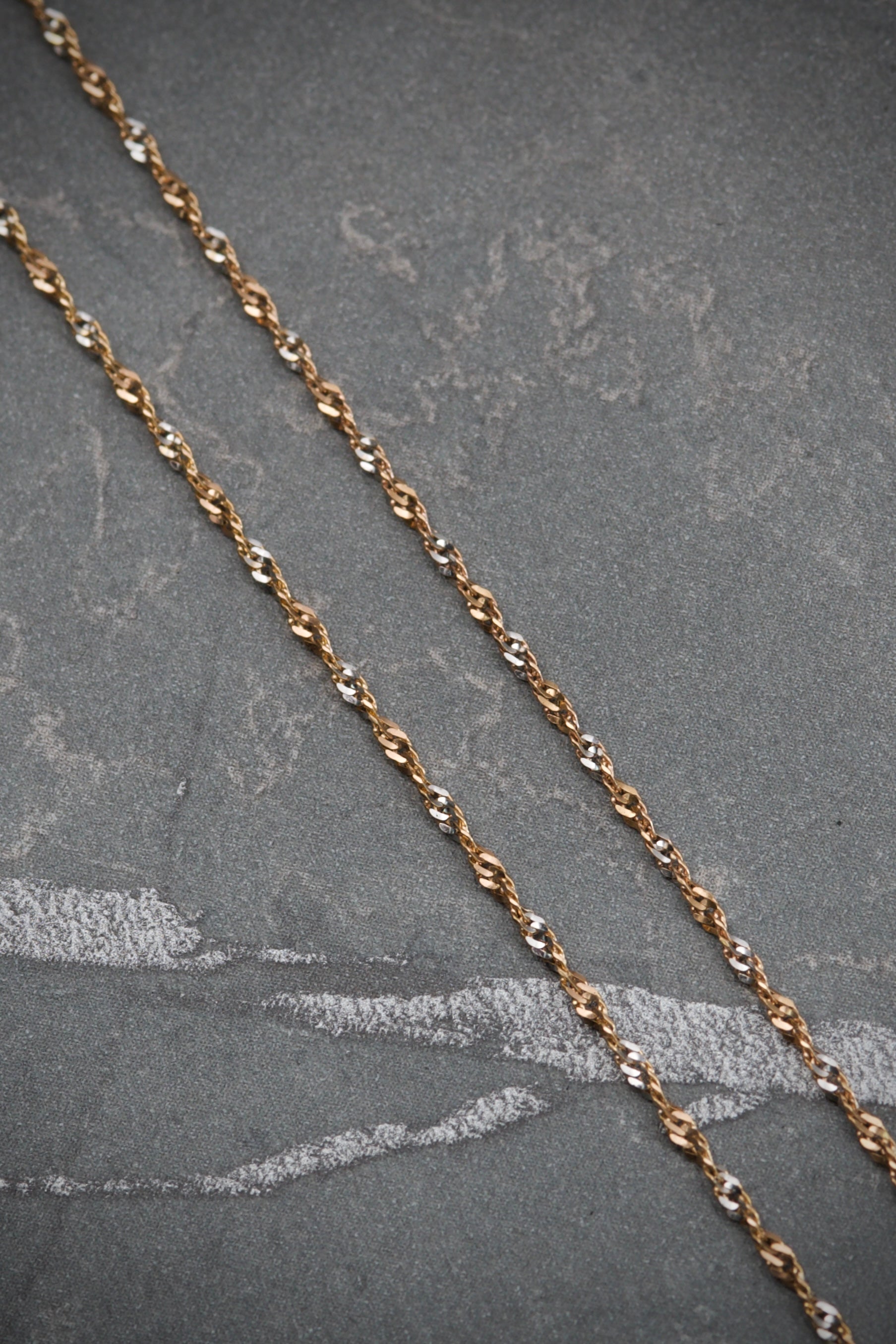 Cadena Tejido SingapUr 1.9gr / Largo 50 cm / Tres Oros italy +3 B