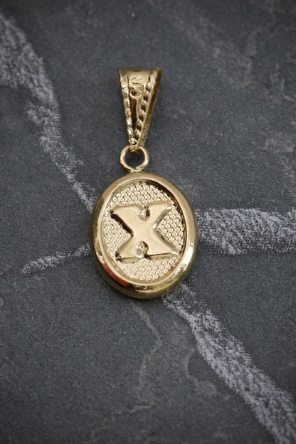 Dije De Letra X 0.5gr / Largo 2.0cm / Oro Amarillo Nac B