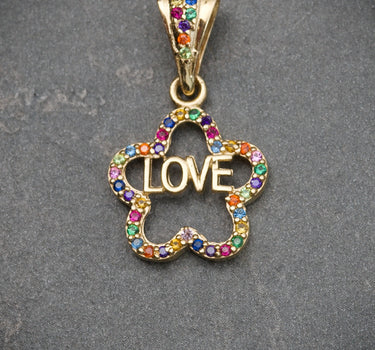 Dije de flor love con swarovski multicolor 1.45gr / 2.4cm / Oro Amarillo Nac M