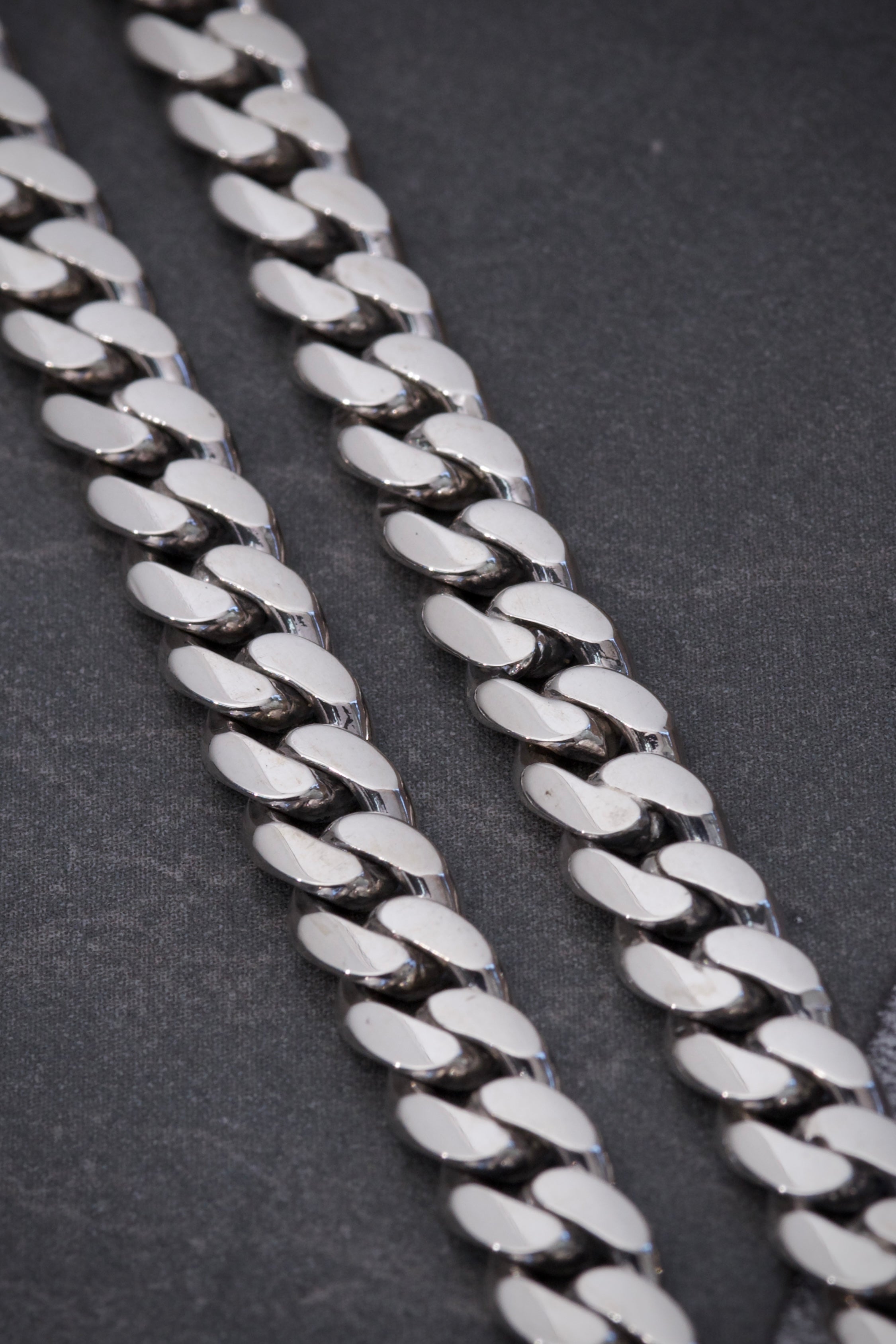 Cadena Cubana 53.65gr / Largo 60 cm / Plata P