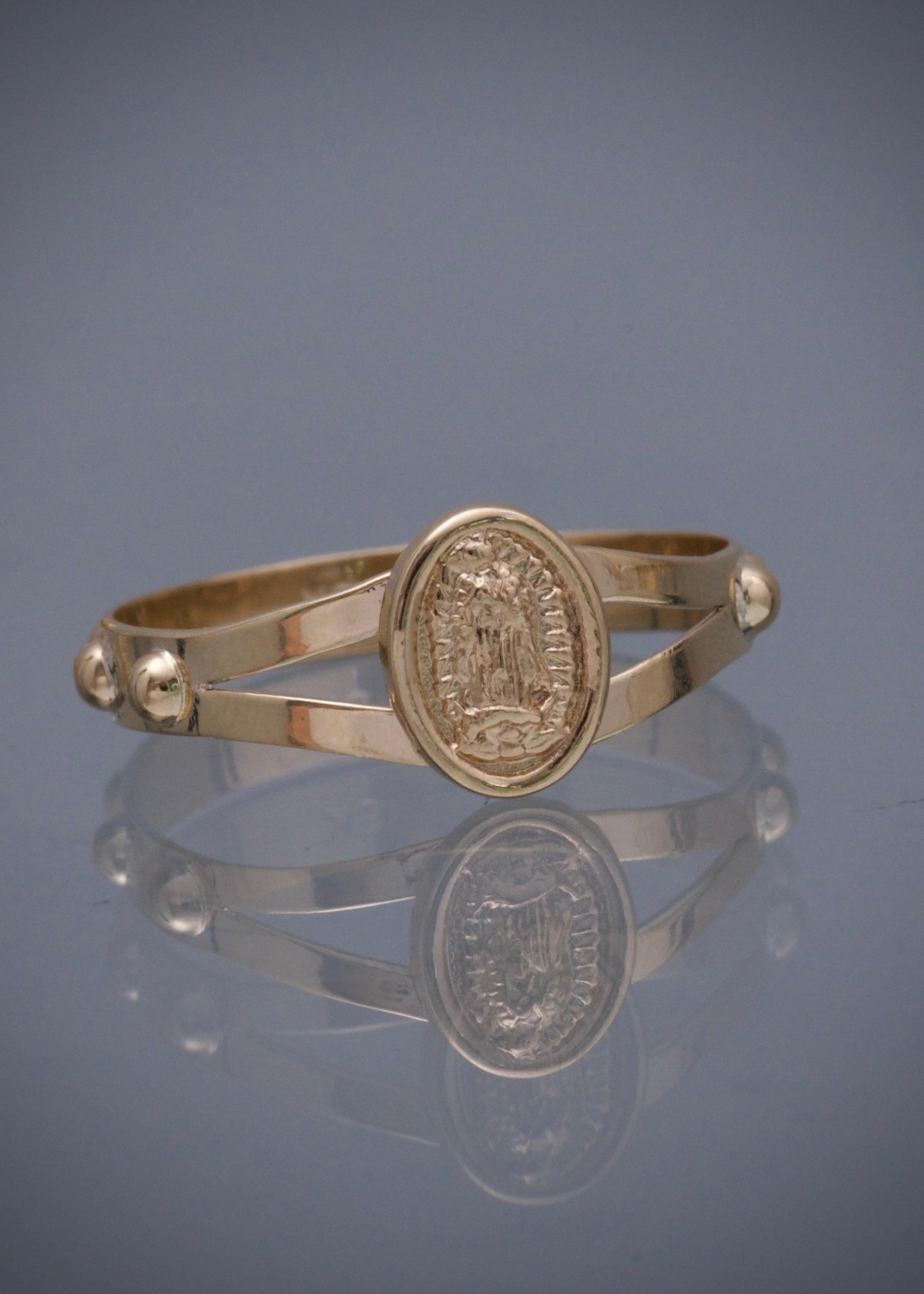 Anillo virgen de guadalupe 1.7gr / Talla 7 1/2 / Oro Amarillo Nac M