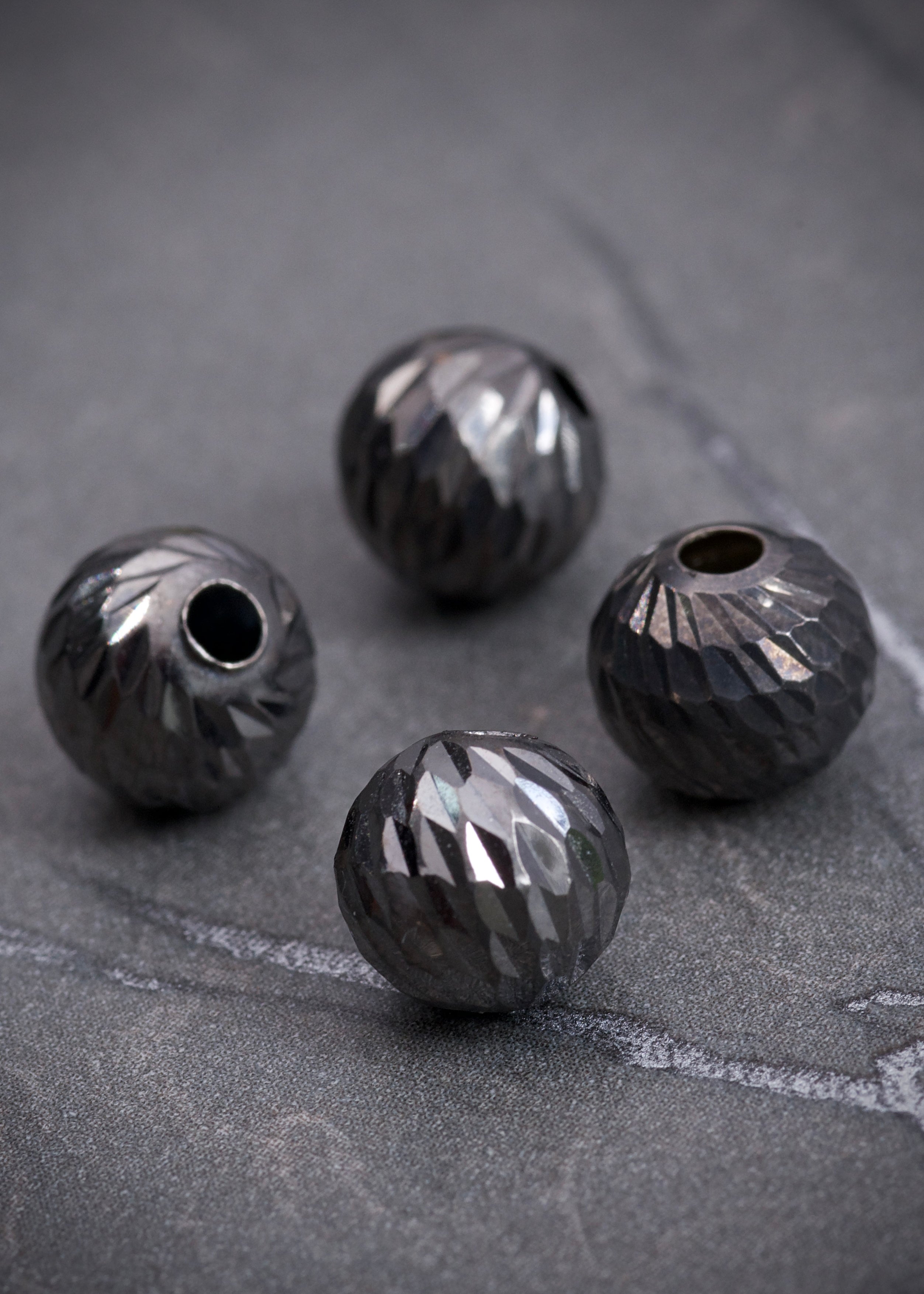 Bolas diamantadas 8mm 0.35gr / — Oro Rosado