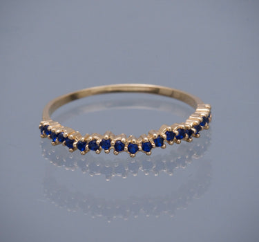 Anillo con swarovski azul 1.1gr / Talla: 7 / Oro Amarillo Nac B