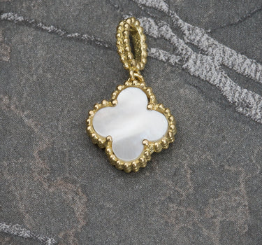 Dije lucky clover PIEDRA BLANCA 1gr / 1.6cm / Oro Amarillo lucky M