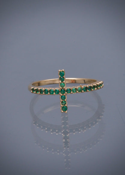 Anillo cruz con swarovski verde 1.55gr / TALLA 5 3/4 / Oro Amarillo Nac M