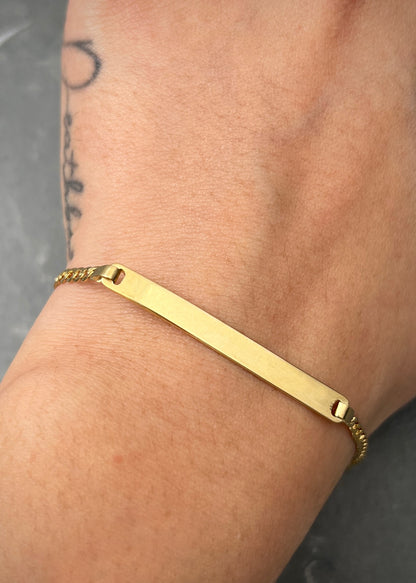 Pulso con placa lisa 3.4gr / Largo 18.5cm / Oro Amarillo italy cte M