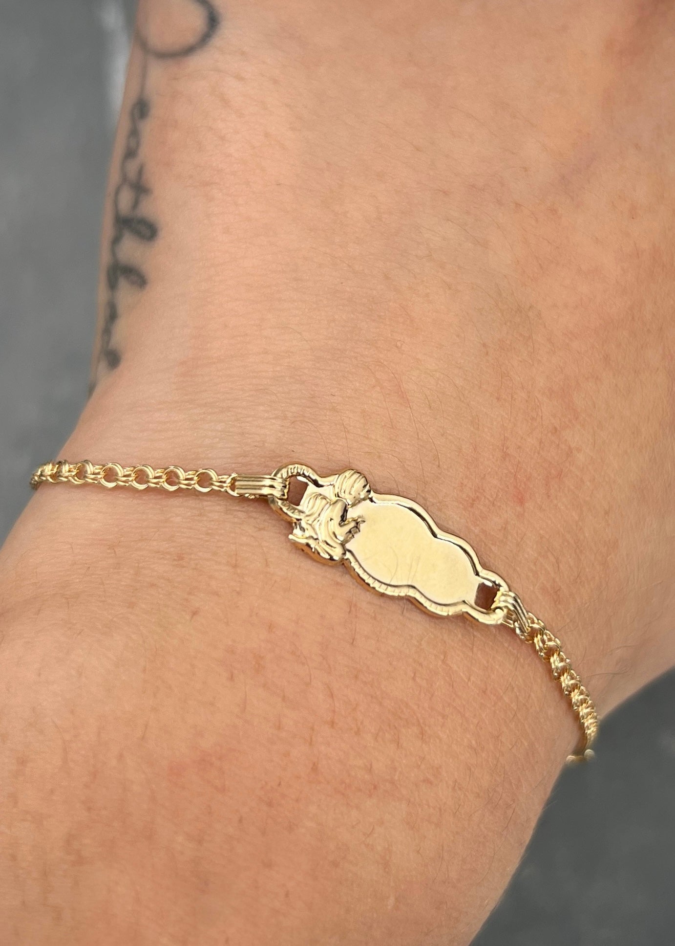 Pulso bebe con placa angel de la guarda 1.4gr / Largo 13.5cm / Oro Amarillo Nac P