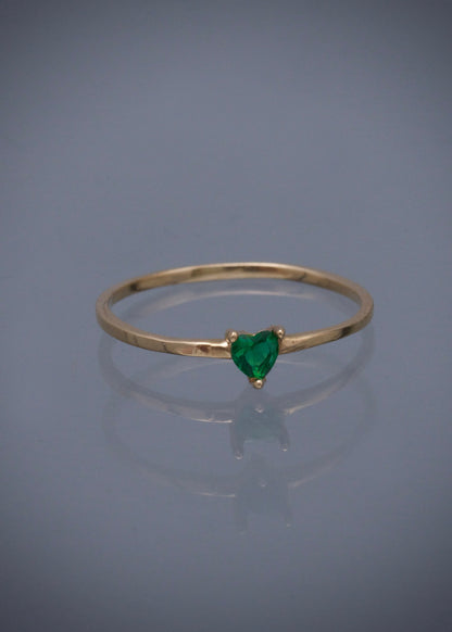 Solitario corazon con swarovski verde 0.8gr / TALLA 5 1/2 / Oro Amarillo Nac P