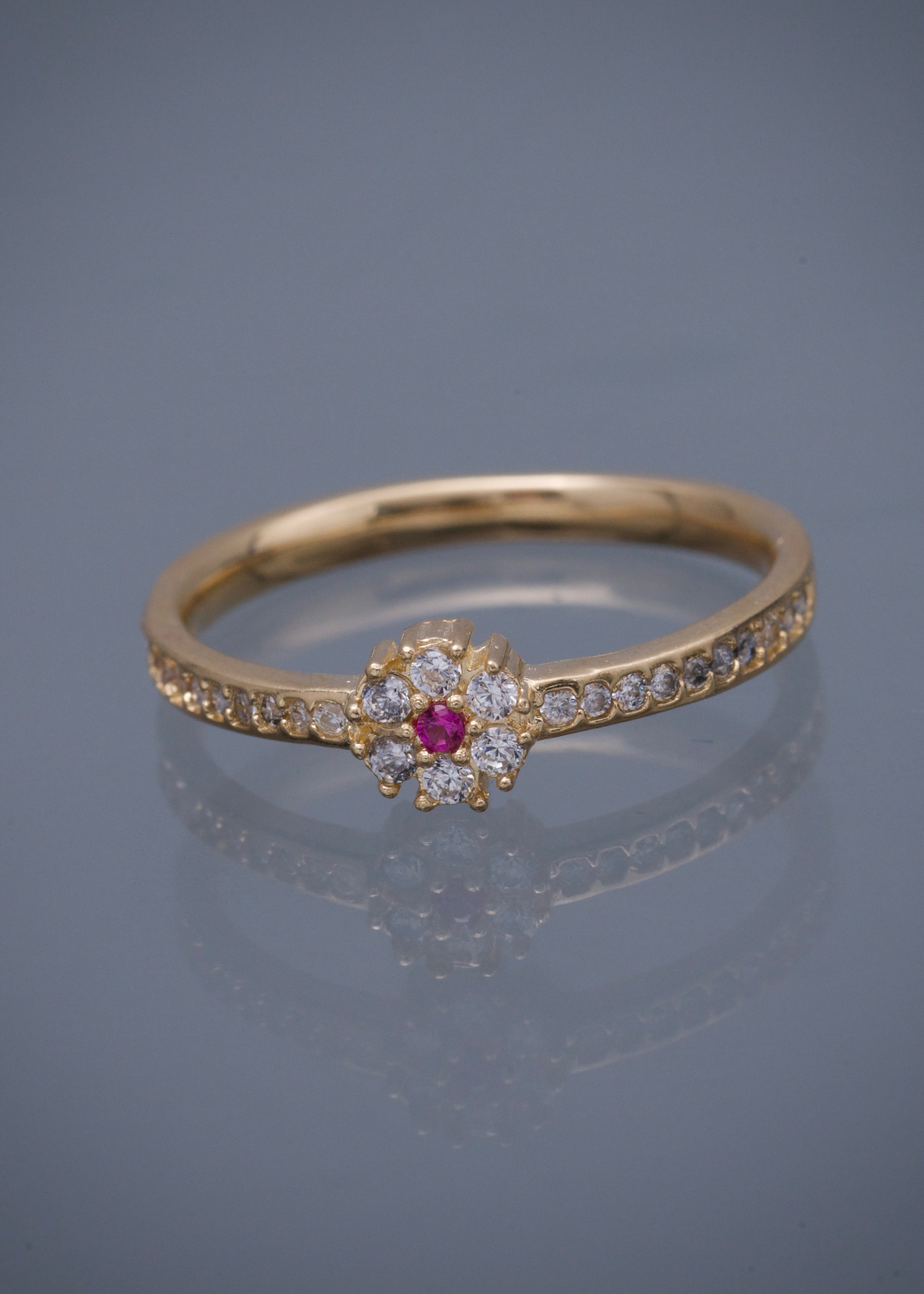Anillo FLOR CON SWAROVSKI BLANCO 2.75gr / TALLA 7 / Oro Amarillo Nac B